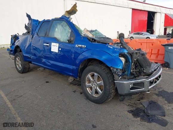 2018 Ford F-150 XL with VIN 1FTFX1E59JKF82475, listed as a IAAI auction lot 40989734 with 1 mi miles. Bid and sale history available at carsss.com. Image 1.