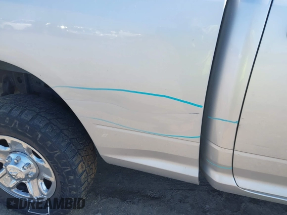 2016 Ram 2500 Tradesman с VIN 3C6UR5CJ6GG124540, выставлен на аукционе IAAI как лот 42546331 с пробегом 178 840 миль миль и . История ставок и продаж доступна на DreamBid. Изображение 22.