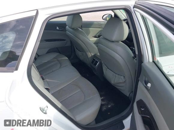 2017 Kia Optima EX with VIN 5XXGU4L34HG167892, listed as a IAAI auction lot 41853266 with 179,210 mi miles. Bid and sale history available at carsss.com. Image 8.