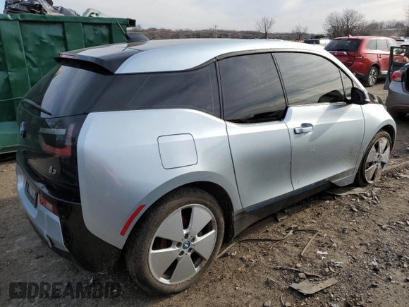 2015 BMW i3 z VIN WBY1Z2C53FV287664, wystawiony jako Copart lot #45899925 z przebiegiem 87 425 mil mil oraz Szkoda całkowita • Salvage title. Historia ofert i sprzedaży dostępna na DreamBid. Obrazek 3.