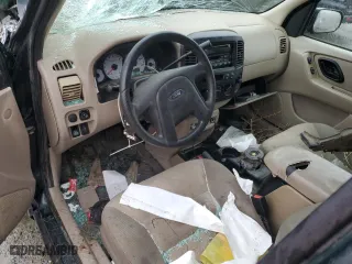 2003 Ford Escape XLS Popular with VIN 1FMYU021X3KA70123, listed as a Copart auction lot 86005514 with 0 mi miles and Salvage Title. Bid and sale history available at carsss.com. Image 8.
