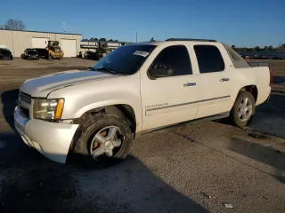 2010 Chevrolet Avalanche LTZ with VIN 3GNNCGE0XAG257069, listed as a Copart auction lot 45189615 with 206,377 mi miles and Salvage Title. Bid and sale history available at DreamBid. Image 1.