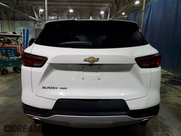 2023 Chevrolet Blazer LT z VIN 3GNKBJRS4PS204209, wystawiony jako Copart lot #41492645 z przebiegiem 43 848 mil mil oraz Czysty tytuł • Clean title. Historia ofert i sprzedaży dostępna na DreamBid. Obrazek 6.