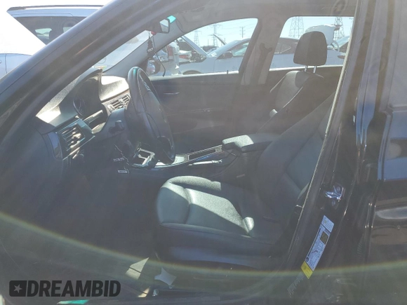 2008 BMW 3 Series 328xi with VIN WBAVT73598FZ37562, listed as a Copart auction lot 48120725 with 137,938 mi miles and Salvage title. Bid and sale history available at DreamBid. Image 7.