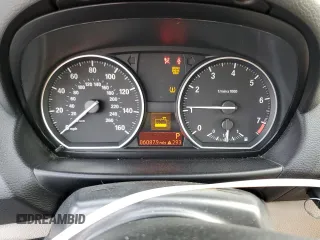 2011 BMW 1 Series 128i с VIN WBAUN1C58BVH82487, выставлен на аукционе Copart как лот 54295625 с пробегом 60 879 миль миль и Списание • Salvage title. История ставок и продаж доступна на DreamBid. Изображение 9.