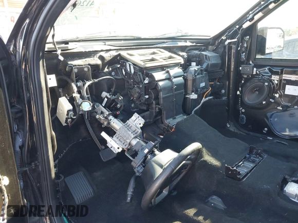 2019 Ford F-150 XL with VIN 1FTEW1E55KFB03252, listed as a IAAI auction lot 41264427 with 39,882 mi miles. Bid and sale history available at carsss.com. Image 17.