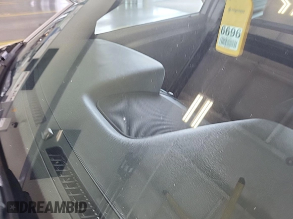 2018 Ford Taurus SEL with VIN 1FAHP2E82JG120034, listed as a IAAI auction lot 42634760 with 71,545 mi miles and . Bid and sale history available at DreamBid. Image 27.