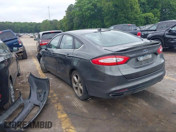 2016 Ford Fusion SE with VIN 3FA6P0H97GR363971, listed as a IAAI auction lot 41086941 with 107,202 mi miles and . Bid and sale history available at carsss.com. Image 3.