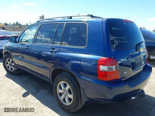 2005 Toyota Highlander with VIN JTEDP21A450078929, listed as a IAAI auction lot 41749008 with 178,547 mi miles. Bid and sale history available at carsss.com. Image 3.