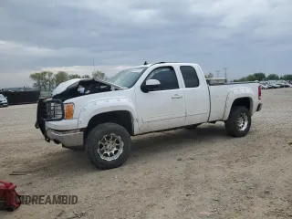 2013 GMC Sierra 1500 SLT with VIN 1GTR2WE73DZ379782, listed as a Copart auction lot 54400225 with 126,205 mi miles and Salvage title. Bid and sale history available at DreamBid. Image 1.