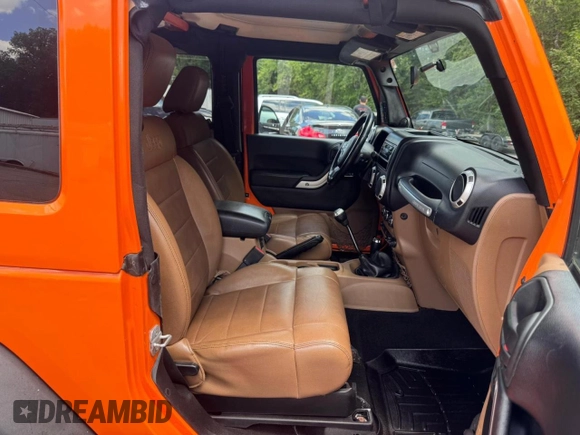 2012 Jeep Wrangler Rubicon with VIN 1C4HJWCG5CL152550, listed as a Copart auction lot 66047195 with 187,458 mi miles and Clean title. Bid and sale history available at DreamBid. Image 5.