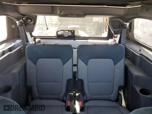 2022 Ford Bronco z VIN 1FMDE5AHXNLB15534, wystawiony jako Copart lot #55358795 z przebiegiem 45 730 mil mil oraz Szkoda całkowita • Salvage title. Historia ofert i sprzedaży dostępna na DreamBid. Obrazek 10.