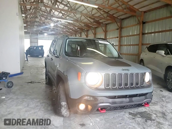 2016 Jeep Renegade Trailhawk z VIN ZACCJBCT4GPD56550, wystawiony jako Copart lot #51323725 z przebiegiem 207 584 mil mil oraz Szkoda całkowita • Salvage title. Historia ofert i sprzedaży dostępna na DreamBid. Obrazek 12.