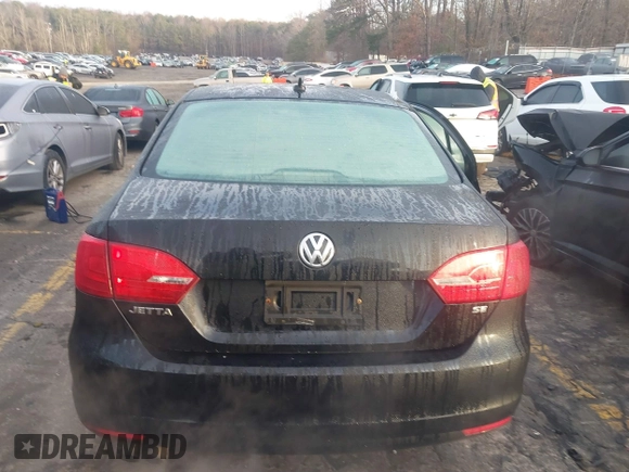 2014 Volkswagen Jetta Sedan SE with VIN 3VWD17AJ1EM322226, listed as a IAAI auction lot 41211984 with 217,084 mi miles. Bid and sale history available at carsss.com. Image 16.