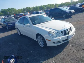 2008 Mercedes-Benz E 350 Luxury z VIN WDBUF87X58B286086, wystawiony jako IAAI lot #42157042 z przebiegiem 156 297 mil mil oraz . Historia ofert i sprzedaży dostępna na DreamBid. Obrazek 1.