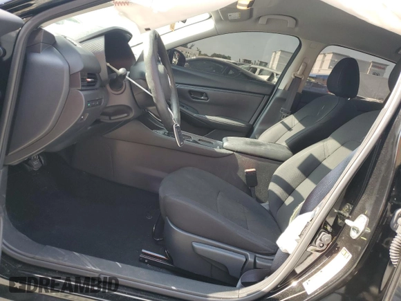 2024 Nissan Sentra S with VIN 3N1AB8BV2RY376985, listed as a Copart auction lot 53404155 with 5,820 mi miles and Non Repairable. Bid and sale history available at DreamBid. Image 7.