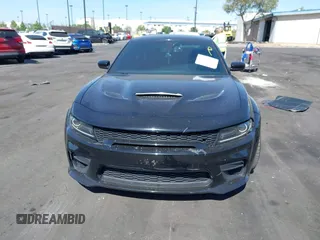 2019 Dodge Charger SRT Hellcat z VIN 2C3CDXL91KH749445, wystawiony jako IAAI lot #42300340 z przebiegiem 68 224 mil mil oraz . Historia ofert i sprzedaży dostępna na DreamBid. Obrazek 13.