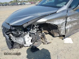2022 Lexus IS 300 z VIN JTHAA1D21N5119879, wystawiony jako IAAI lot #42037999 z przebiegiem 41 416 mil mil oraz . Historia ofert i sprzedaży dostępna na DreamBid. Obrazek 6.