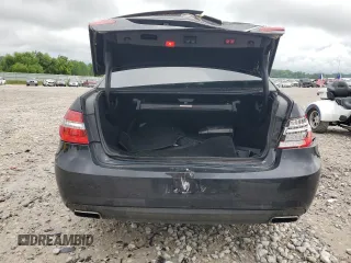 2013 Mercedes-Benz E 350 Luxury with VIN WDDHF8JB3DA677565, listed as a Copart auction lot 62122335 with 159,952 mi miles and Clean title. Bid and sale history available at DreamBid. Image 6.