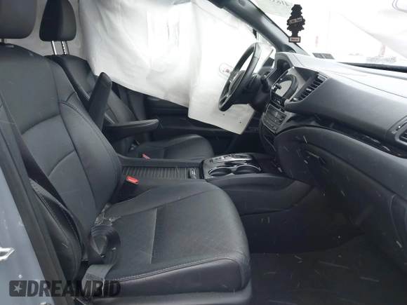 2022 Honda Passport Elite z VIN 5FNYF8H06NB015583, wystawiony jako IAAI lot #41633925 z przebiegiem 49 738 mil mil oraz . Historia ofert i sprzedaży dostępna na DreamBid. Obrazek 5.