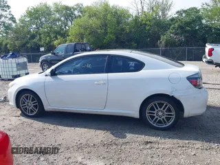 2009 Scion tC z VIN JTKDE167890297232, wystawiony jako IAAI lot #42256166 z przebiegiem 156 595 mil mil oraz . Historia ofert i sprzedaży dostępna na DreamBid. Obrazek 15.