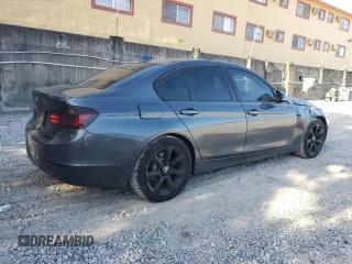 2015 BMW 3 Series 320i xDrive with VIN WBA3C3G53FNT53428, listed as a Copart auction lot 54406035 with 105,719 mi miles and Salvage Title. Bid and sale history available at carsss.com. Image 3.