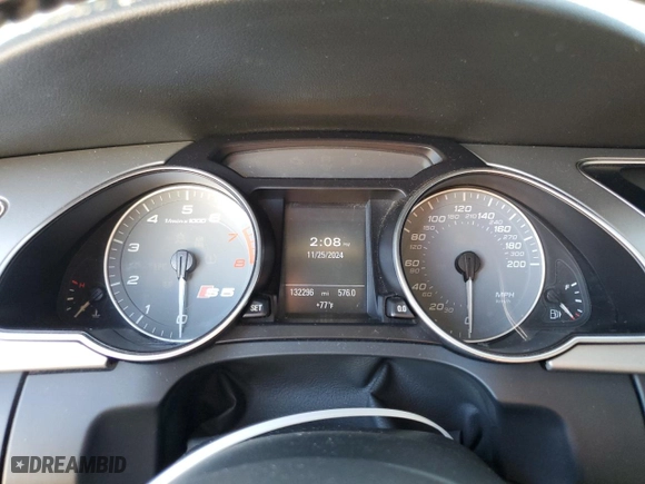 2008 Audi S5 with VIN WAURV78T08A035687, listed as a Copart auction lot 81919364 with 132,296 mi miles and Salvage Title. Bid and sale history available at carsss.com. Image 9.