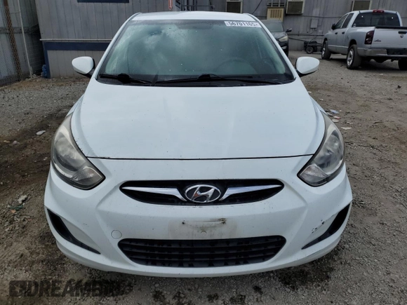 2012 Hyundai Accent GLS z VIN KMHCT4AE4CU217517, wystawiony jako Copart lot #56701165 z przebiegiem 174 463 mil mil oraz Szkody całkowita. Historia ofert i sprzedaży dostępna na DreamBid. Obrazek 5.