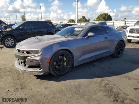 2021 Chevrolet Camaro 1SS with VIN 1G1FF1R7XM0102340, listed as a Copart auction lot 44996285 with 39,177 mi miles and Salvage Title. Bid and sale history available at carsss.com. Image 1.