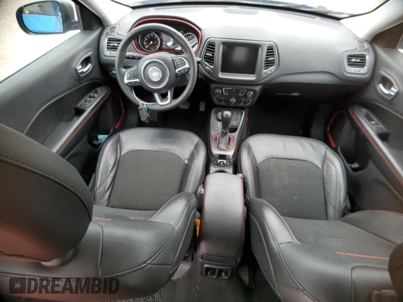 2021 Jeep Compass Trailhawk z VIN 3C4NJDDB9MT590052, wystawiony jako Copart lot #54973695 z przebiegiem 78 522 mil mil oraz Szkoda całkowita • Salvage title. Historia ofert i sprzedaży dostępna na DreamBid. Obrazek 8.