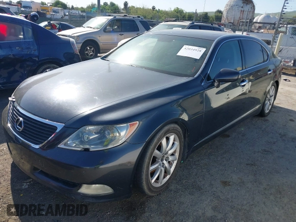 2007 Lexus LS 460 L with VIN JTHGL46F275004734, listed as a IAAI auction lot 42034928 with 201,025 mi miles and . Bid and sale history available at DreamBid. Image 17.