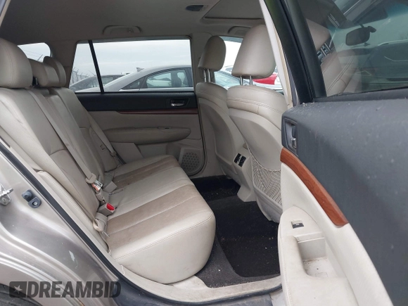 2014 Subaru Outback Limited with VIN 4S4BRBLC9E3212803, listed as a IAAI auction lot 40768635 with 173,447 mi miles and . Bid and sale history available at DreamBid. Image 8.