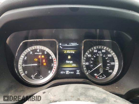 2018 Nissan Titan SV z VIN 1N6AA1E51JN504070, wystawiony jako Copart lot #54471665 z przebiegiem 179 603 mil mil oraz Szkoda całkowita • Salvage title. Historia ofert i sprzedaży dostępna na DreamBid. Obrazek 9.