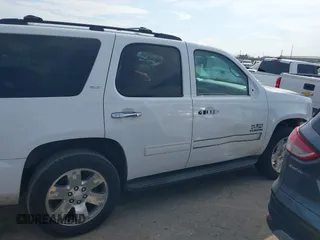2011 GMC Yukon SLT with VIN 1GKS1CE03BR347941, listed as a IAAI auction lot 41637343 with 198,830 mi miles. Bid and sale history available at carsss.com. Image 14.