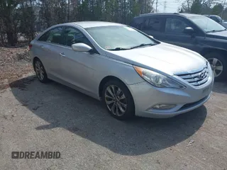 2012 Hyundai Sonata SE with VIN 5NPEC4AB9CH369984, listed as a IAAI auction lot 42087247 with 110,409 mi miles and . Bid and sale history available at carsss.com. Image 1.