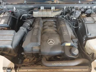 2005 Mercedes-Benz M-Class 5.0L with VIN 4JGAB75E05A525942, listed as a IAAI auction lot 42012823 with 176,682 mi miles. Bid and sale history available at carsss.com. Image 10.