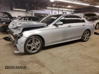 2018 Mercedes-Benz E-Class E 300 with VIN WDDZF4JBXJA476397, listed as a Copart auction lot 44720865 with 48,098 mi miles and Salvage Title. Bid and sale history available at carsss.com. Image 1.
