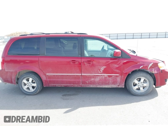 2008 Dodge Grand Caravan SXT with VIN 2D8HN54P88R114131, listed as a IAAI auction lot 41818834 with 118,747 mi miles and . Bid and sale history available at DreamBid. Image 13.