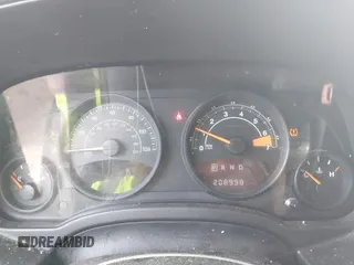 2016 Jeep Patriot Sport SE с VIN 1C4NJPBA3GD732353, выставлен на аукционе IAAI как лот 42550995 с пробегом 208 998 миль миль и . История ставок и продаж доступна на DreamBid. Изображение 7.