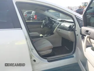 2011 Mazda CX-7 i Sport with VIN JM3ER2B58B0390873, listed as a IAAI auction lot 41773212 with 150,972 mi miles. Bid and sale history available at carsss.com. Image 5.
