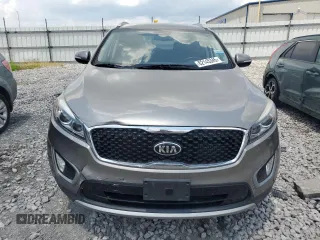 2016 Kia Sorento EX z VIN 5XYPH4A1XGG018807, wystawiony jako Copart lot #62145345 z przebiegiem Nie podano mil oraz Czysty tytuł • Clean title. Historia ofert i sprzedaży dostępna na DreamBid. Obrazek 5.