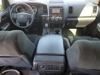 2019 Toyota Sequoia SR5 with VIN 5TDBY5G17KS173639, listed as a Copart auction lot 88519285 with 58,360 mi miles and Salvage Title. Bid and sale history available at carsss.com. Image 8.