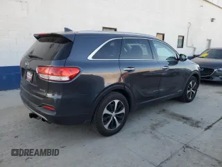 2016 Kia Sorento EX with VIN 5XYPHDA54GG111843, listed as a Copart auction lot 83006394 with 116,421 mi miles and Salvage Title. Bid and sale history available at carsss.com. Image 3.