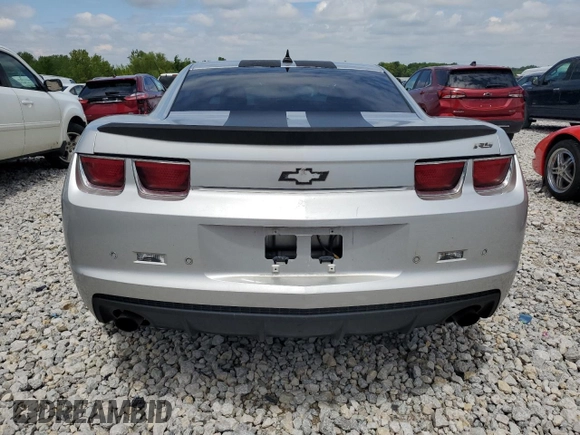 2011 Chevrolet Camaro 1LT z VIN 2G1FB1ED8B9168038, wystawiony jako Copart lot #58329815 z przebiegiem 121 889 mil mil oraz Czysty tytuł • Clean title. Historia ofert i sprzedaży dostępna na DreamBid. Obrazek 6.
