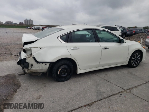 2017 Nissan Altima SV with VIN 1N4AL3AP8HC213044, listed as a Copart auction lot 51321995 with 86,255 mi miles and Salvage Title. Bid and sale history available at DreamBid. Image 3.