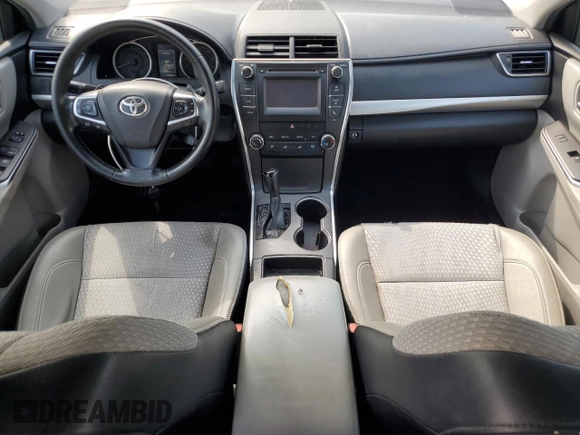 2015 Toyota Camry XLE with VIN 4T1BF1FK5FU072301, listed as a Copart auction lot 55166335 with 180,402 mi miles and Clean Title. Bid and sale history available at carsss.com. Image 8.
