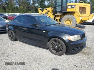 2008 BMW 1 Series 135i with VIN WBAUC73558VF24221, listed as a Copart auction lot 77442894 with 147,335 mi miles and Clean Title. Bid and sale history available at carsss.com. Image 4.