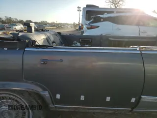 1990 Cadillac Brougham z VIN 1G6DW5472LR711206, wystawiony jako Copart lot #75627814 z przebiegiem Nie podano mil oraz Nie do naprawy. Historia ofert i sprzedaży dostępna na DreamBid. Obrazek 10.