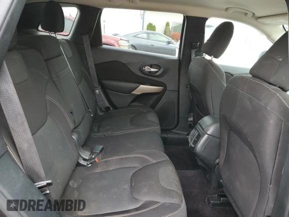 2017 Jeep Cherokee Latitude с VIN 1C4PJMCB9HW615722, выставлен на аукционе Copart как лот 53698105 с пробегом 95 958 миль миль и Списание • Salvage title. История ставок и продаж доступна на DreamBid. Изображение 11.