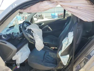2012 Smart fortwo Pure z VIN WMEEJ3BA4CK541976, wystawiony jako Copart lot #88911095 z przebiegiem Nie podano mil oraz Nie do naprawy • Non repairable. Historia ofert i sprzedaży dostępna na DreamBid. Obrazek 7.
